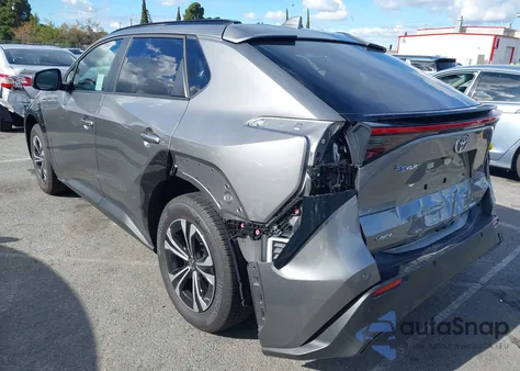 2025 Toyota Bz4X Xle z USA, uszkodzony, nr VIN JTMAAAAAXSA069435